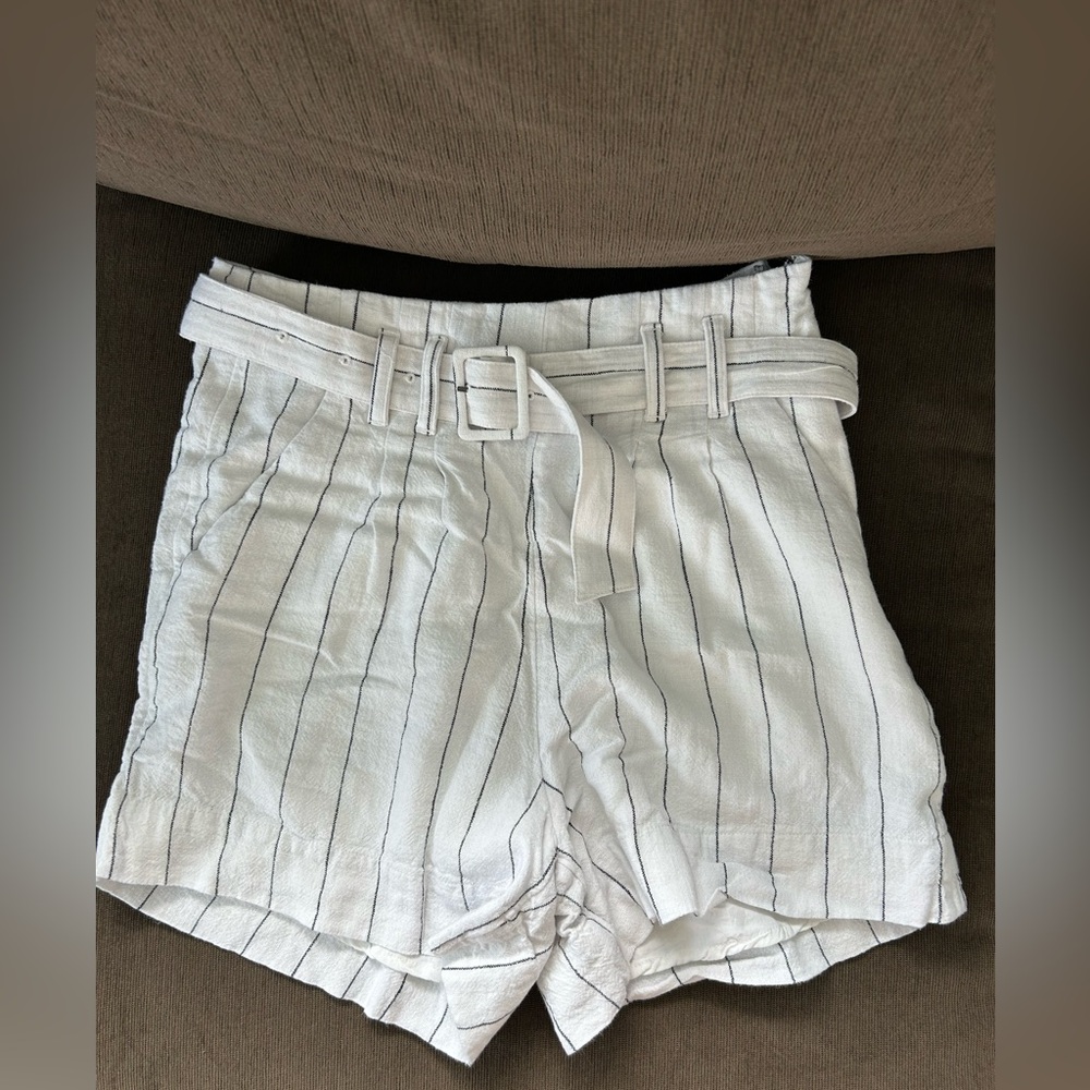 Abercrombie & Fitch High Rise Linen Short, Size Small